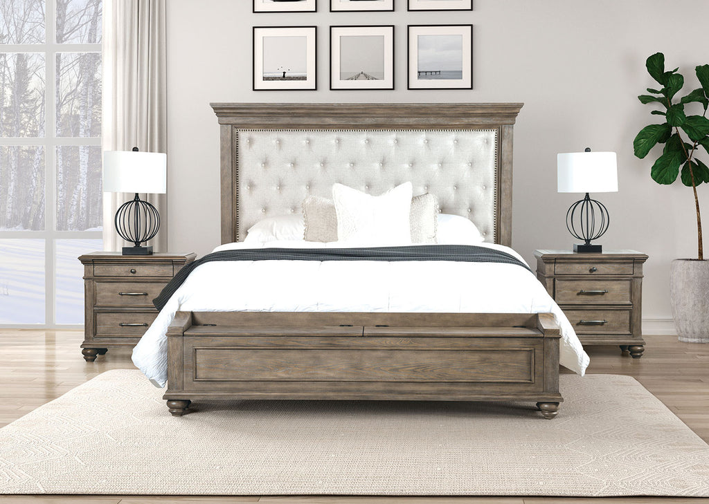 Traditional Bedroom Furniture 3pc Set Queen Size Bed 2x Nightstands Aged Oak FB Bench w Storage Beige Padded Fabric